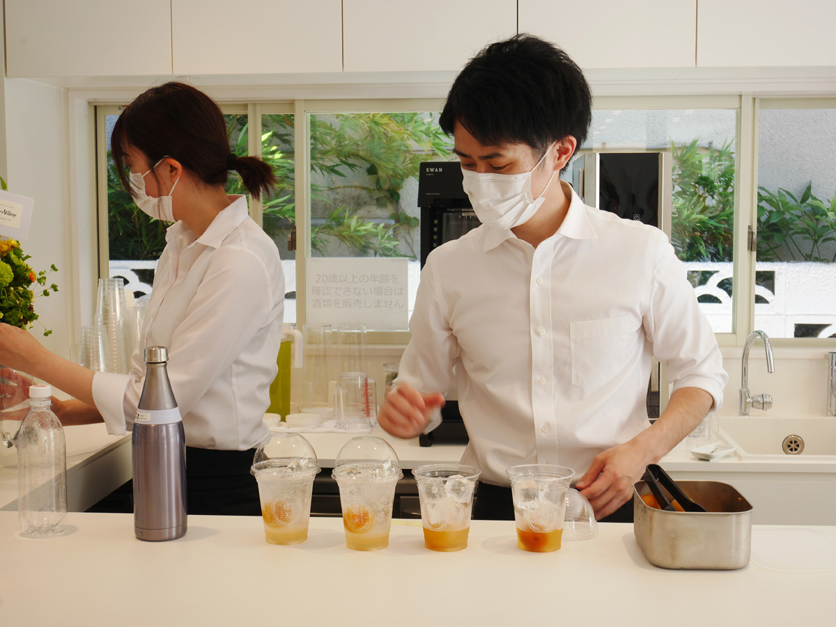 「蝶矢」で梅ドリンクをテイクアウト！