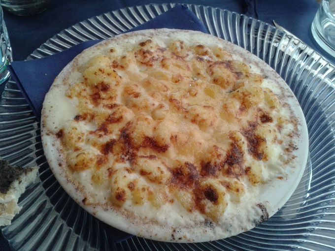 TgEXsgL̃eXȂXXAuOsteria Santo Spiritov