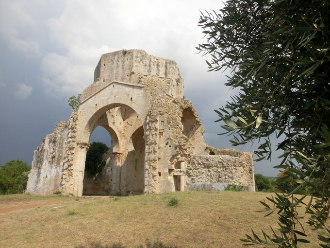 �p�Ђ̏C���@�u�T���E�u���[�c�B�I�v�ŌÂ̈��D�ɂЂ���