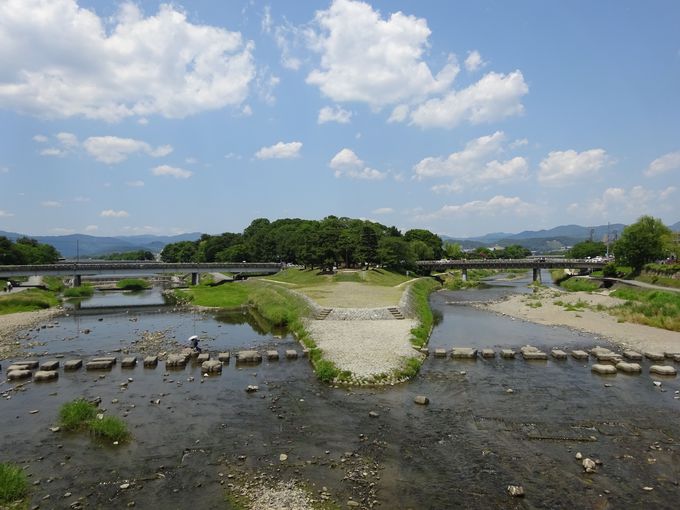 京都の水辺を満喫 鴨川デルタ は大人も子供も楽しめる究極の憩いの場 京都府 Lineトラベルjp 旅行ガイド
