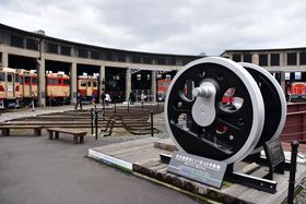 mX^W[gCł䂭RuÎR܂Ȃт̓Sفv̋LTlC