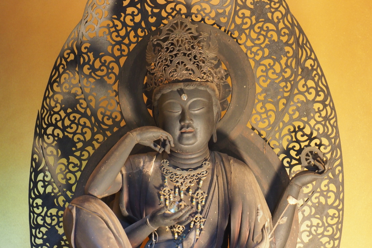 秘仏・談峰如意輪観音像の公開も！奈良・新緑の「談山神社」 | 奈良県