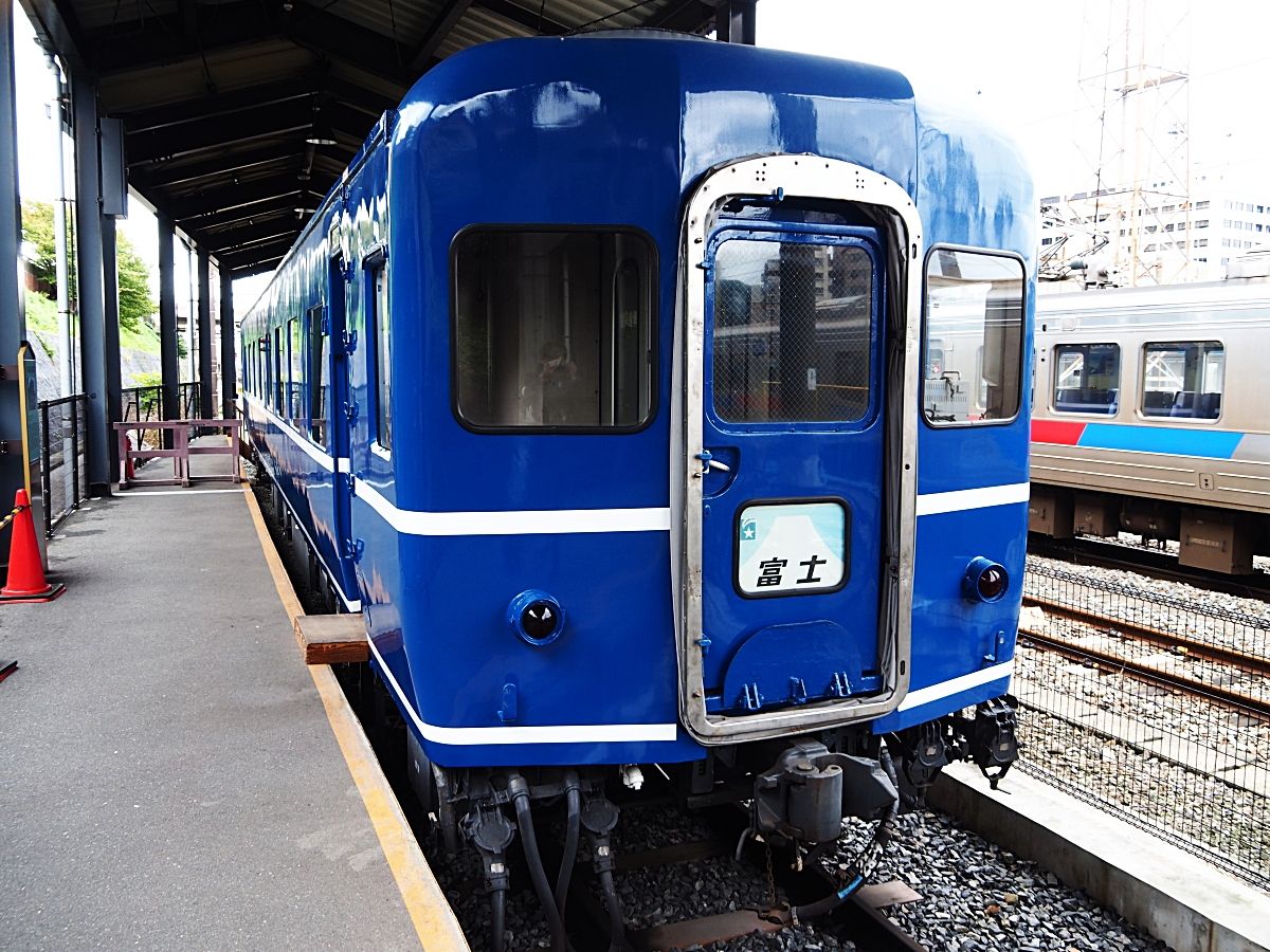 �������́u�u���[�g���C���v���K��