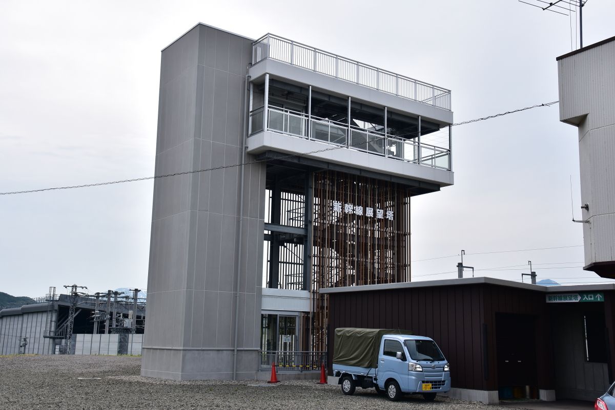 �k�C���m�����͉��̉̎�E�k���O�Y����̏o�g�n