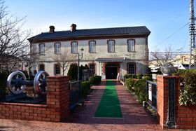 ���{�ŌÂ̓S���w�ɂ��������鎠�ꌧ�u���l�S���X�N�G�A�v�̋L���T���l�C��