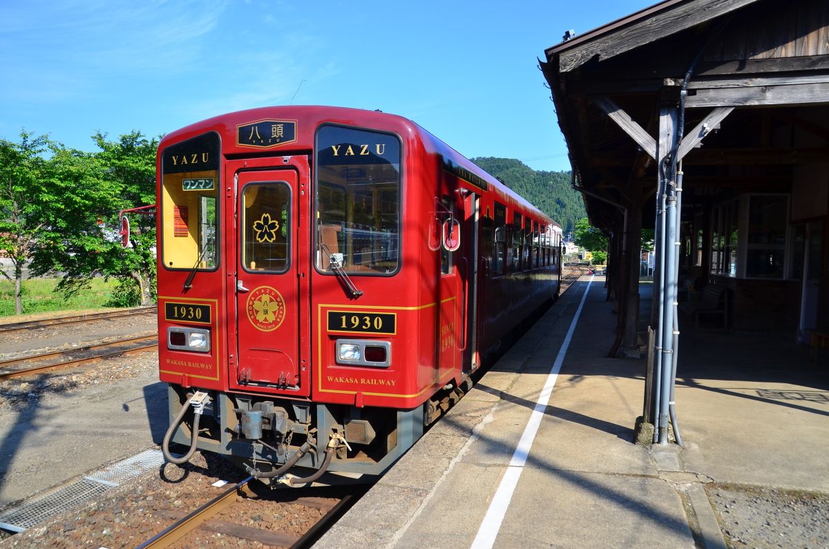「昭和」と「八頭」 2つの観光列車との出会いも楽しみ