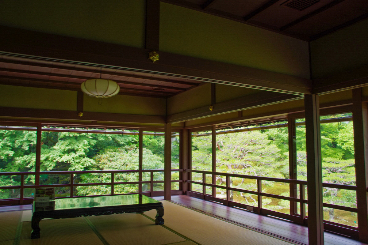 �Â���2�K����̃��t���N�V�����B�e��