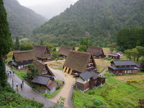 富山・五箇山「菅沼合掌造り集落」は小さな“世界文化遺産”の村
