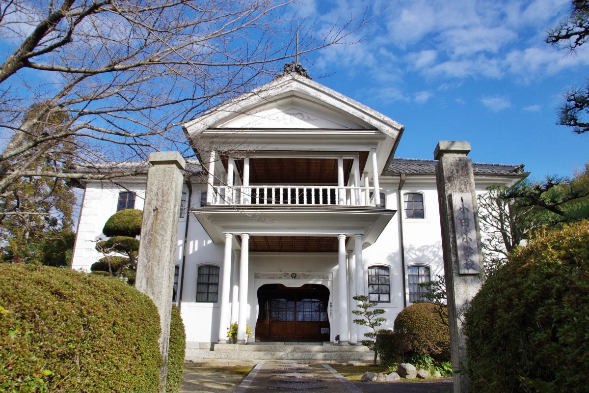 三重県で最も古い小学校校舎「旧小田小学校本館」