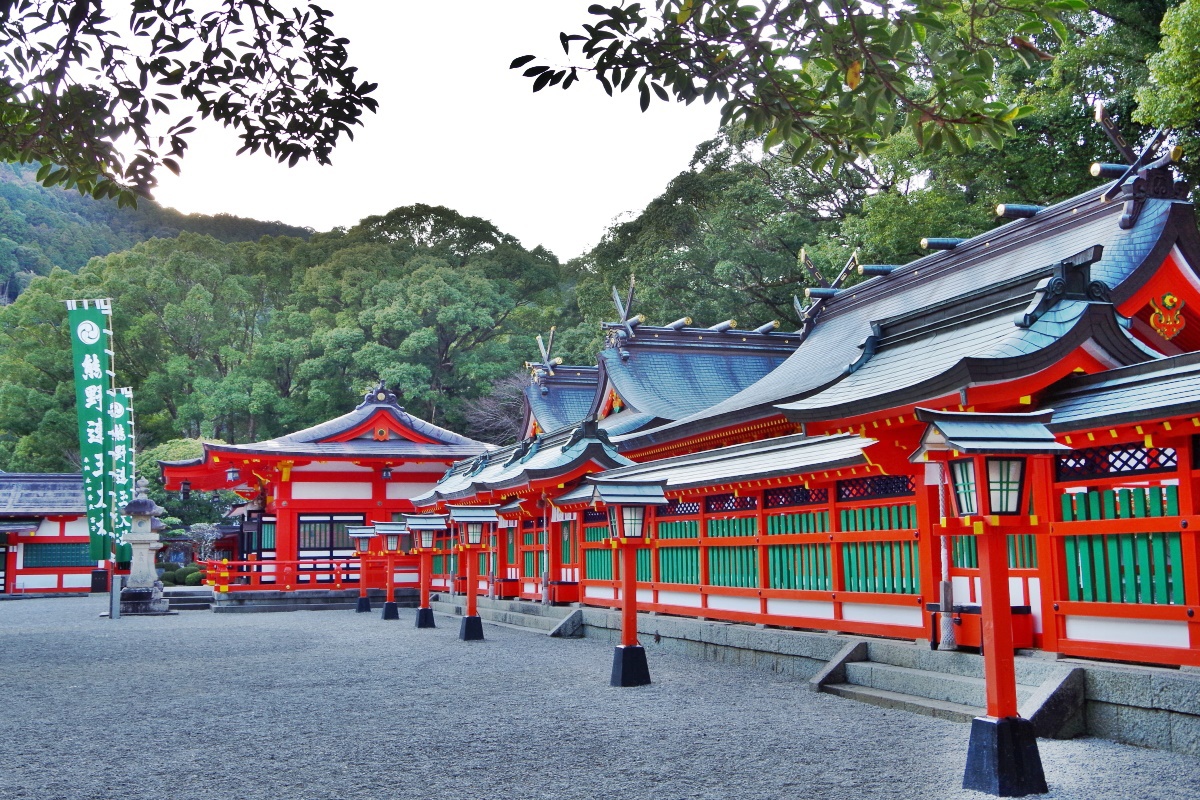 熊野権現降臨の地 和歌山 新宮 神倉神社 ゴトビキ岩 和歌山県 トラベルjp 旅行ガイド