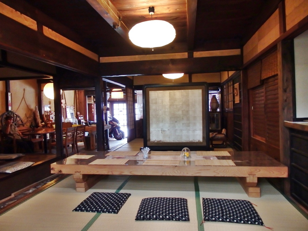 u[ ݁v͒z180N̗jÖƃJtF