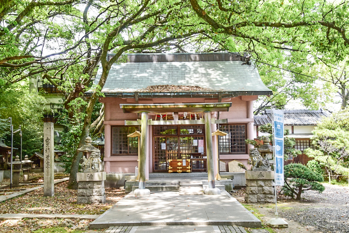 gg@Ee̐_ЁhuhcÐ_ЁvƂ