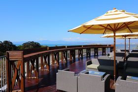 360x̐iJtFI]̓uLb` DELI&TEAv̋LTlC