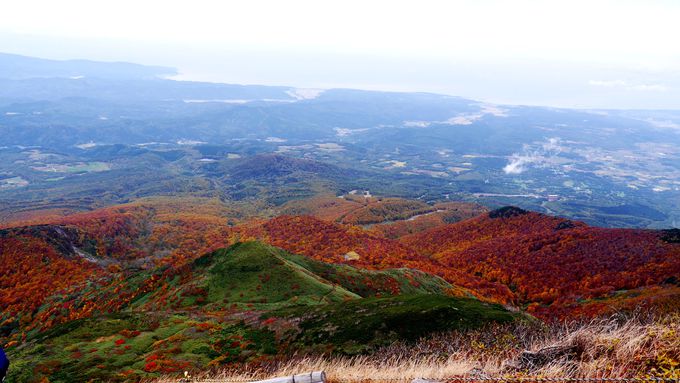 紅葉の大パノラマ 青森の名山 岩木山 のてっぺんを極める 青森県 トラベルjp 旅行ガイド