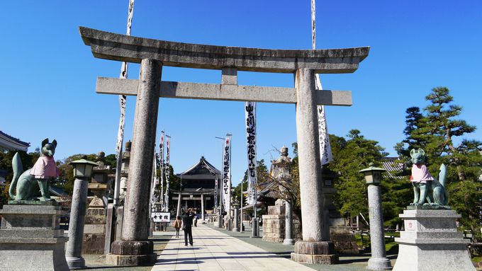 お狐様と大黒様で金運アップ 愛知県 豊川稲荷 愛知県 Lineトラベルjp 旅行ガイド