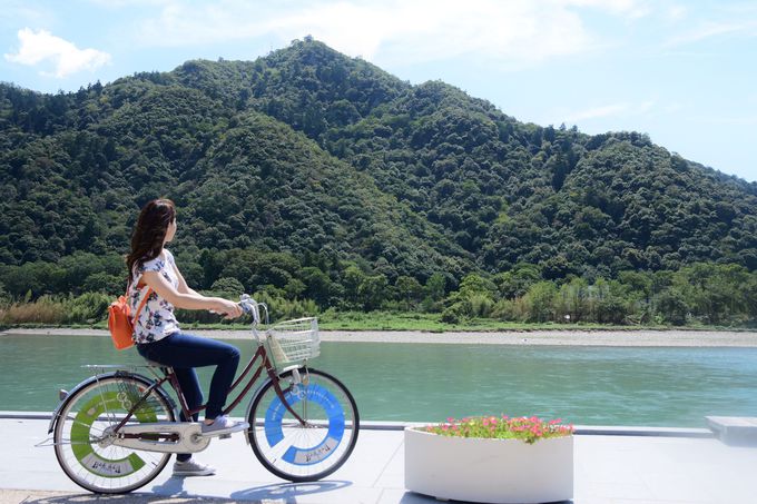 午前から昼：長良川湖畔をサイクリング
