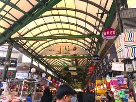 ���䂩��X�^�[�V�F�t�̓X�܂ŁI�O�����O���̃\�E���̋L���T���l�C��