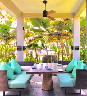 �u�U�E���b�c�E�J�[���g�� �o���v�ŃO�����O���̋L���T���l�C��