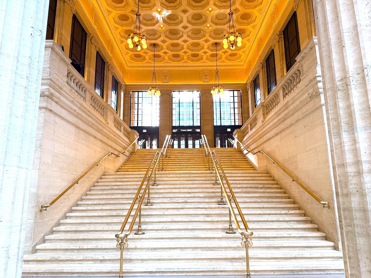 �f��̖��V�[���ɂ��o�ꂵ�����j�I���X�e�[�V����