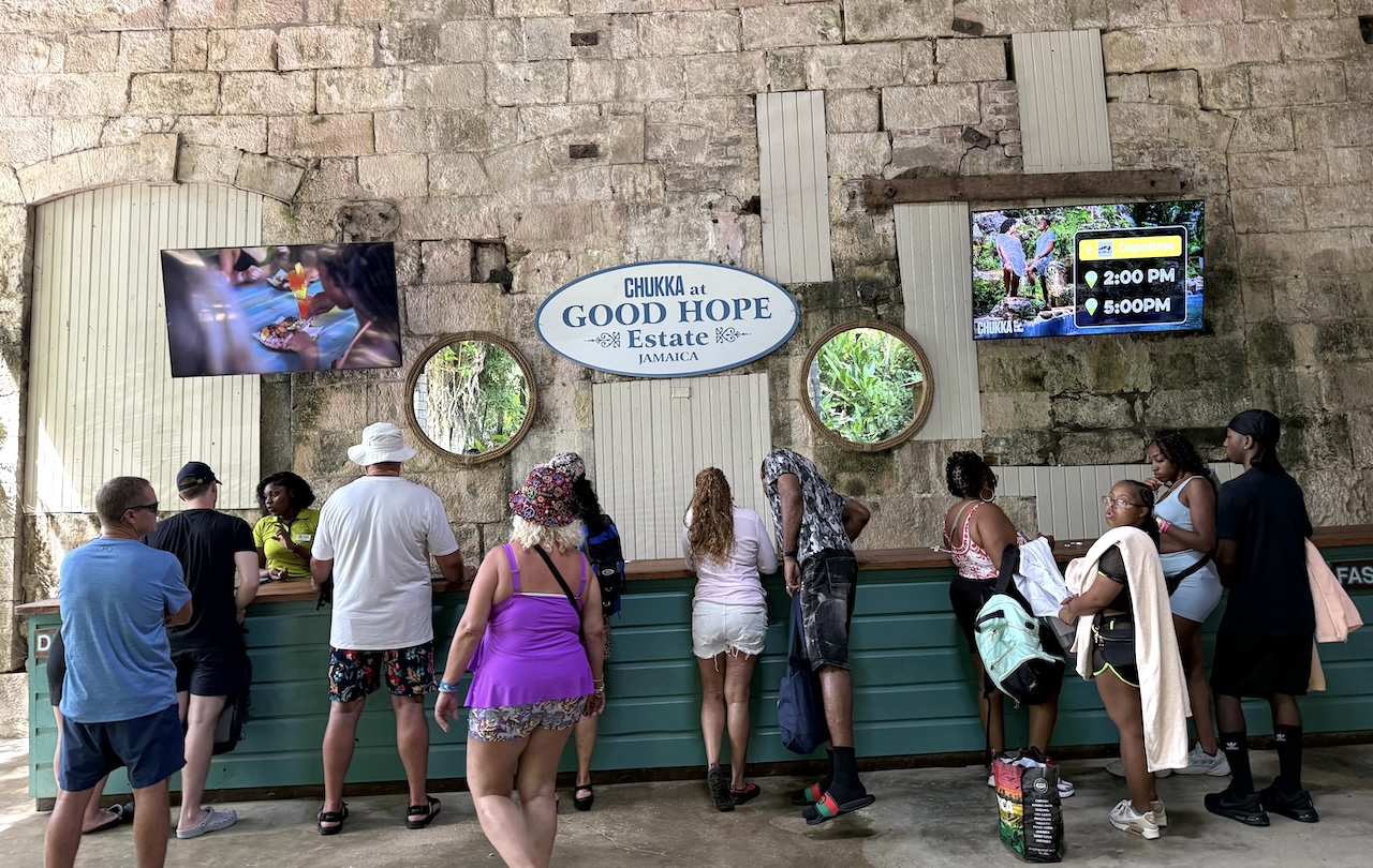 18���I�̃v�����e�[�V���������p�����A�h�x���`���[�p�[�N