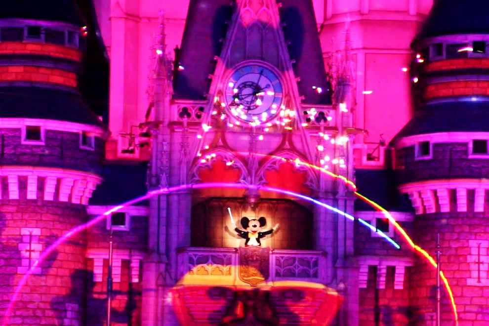 Celebrate Tokyo Disneyland は感動の連続 見どころを解説 千葉県 トラベルjp 旅行ガイド