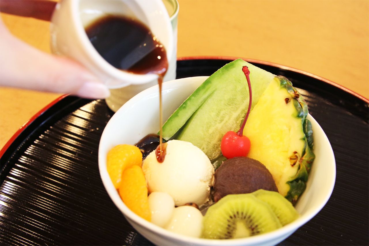 ꂼA{݂̂BEaَqc̋i