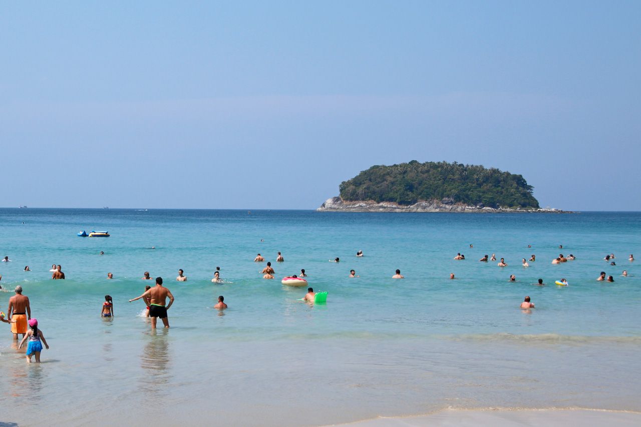 9:00`FJ^Er[`ŁuA_}C̐^v\