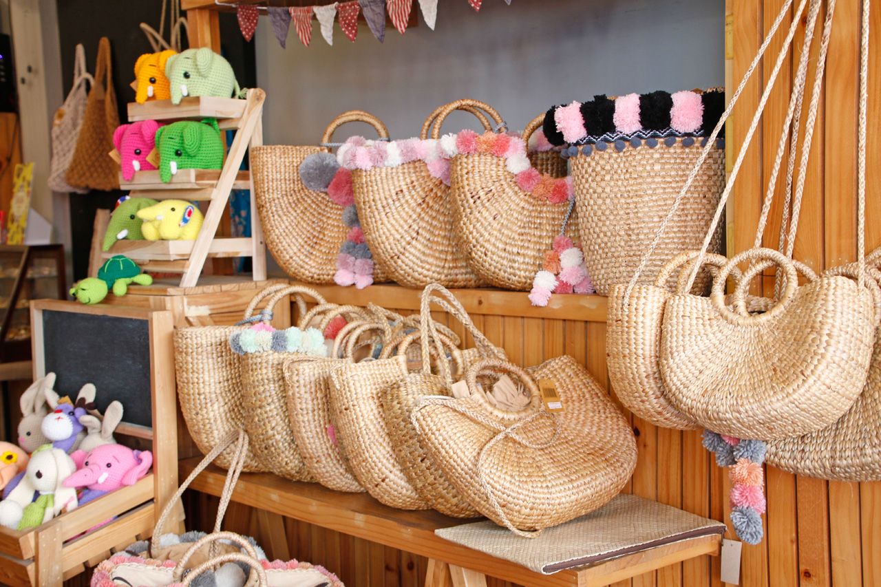 16:00`Fv[Pbg^ẼI[h^Eł