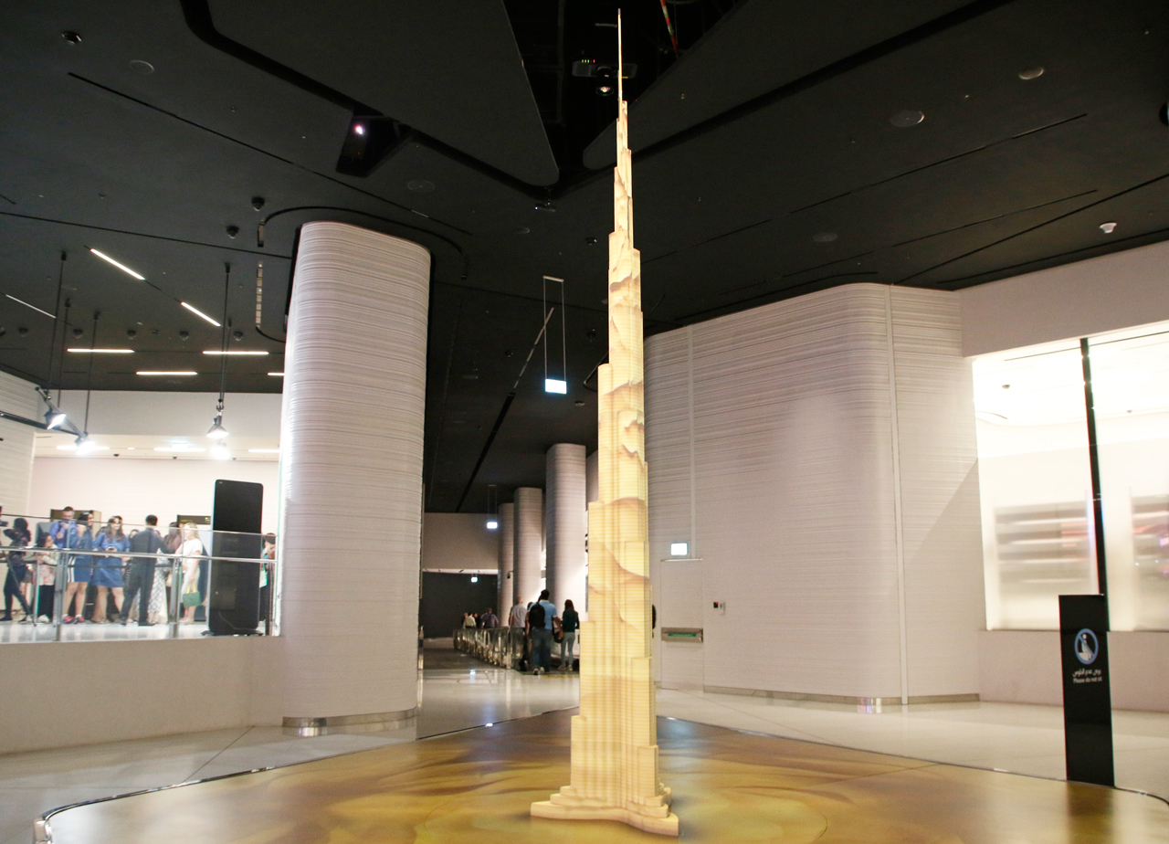 世界一高いビルにのぼろう ドバイ バージュ カリファ アラブ首長国連邦 トラベルjp 旅行ガイド