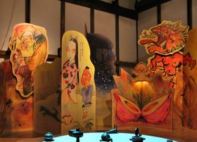 ���u�Ƃ��̕���̊فv����ɓ`���d���̐��E�ŗV�Ԋق̋L���T���l�C��