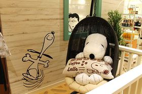 ����̃X�k�[�s�[�O�b�Y���I���{�̃X�k�[�s�[�V���b�v�Ɗ��Ԍ���J�t�F���I�[�v���̋L���T���l�C��