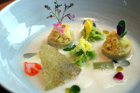 ���]���I���b�`�ȃ~�V�����������`�E�C���^�[�R���`�l���^���z�e�����̋L���T���l�C��