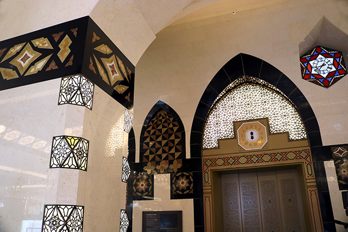 ���g���ȕ��͋C�̖����z