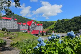 ���T�[���I�u�z�e���O���[���v���U���n�v�̃I�[���C���N���[�V�u�v�����̋L���T���l�C��