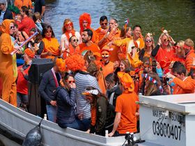 �������I�����W�ɐ��܂�A�I�����_���u���l�̒a�����v���X�S������