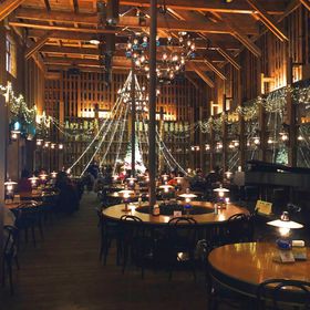 1���I�ȏ㑱�����т₩�Ȑ��E�B���M�u�k��Ɏq�v�̃K���X�׍H�̖��͂̋L���T���l�C��