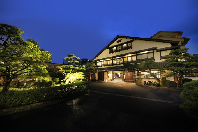 �ő�20��OFF�I�����ȏh���v�������̔���