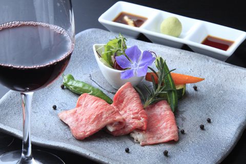 �I�[�x���W���u�M�CTENSUI�v��10���N�I5����T�t���̋L�O�v������̔���