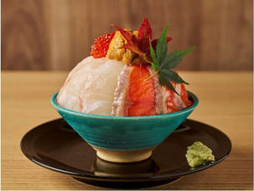 秋限定の海鮮丼が登場！「熱海銀座おさかな食堂」で紅葉と旬の味覚を楽しもう｜静岡県｜トラベルjp 旅行ガイド