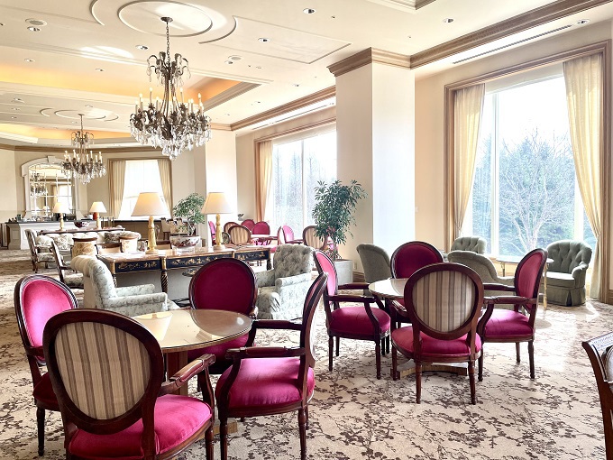 �J���I�ȃ��E���W�ŉẴe�B�[�^�C���𖞋i