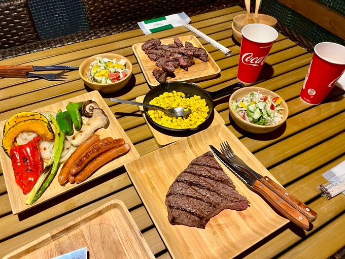 �Ȗ؎Y��������30���H�ו���I��Ԃ�BBQ�����i