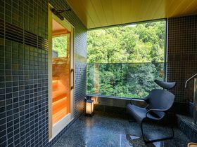 老舗旅館でととのう贅沢。源泉露天風呂＆サウナ付き客室が「白鷺湯たわらや」に登場のサムネイル