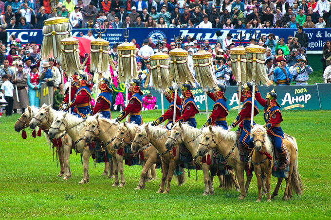 モンゴル最大の祭典「ナーダム」とは