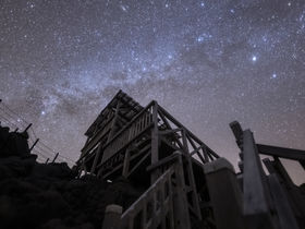 東京の星降る島「神津島」星空保護区で満天プラネタリウム