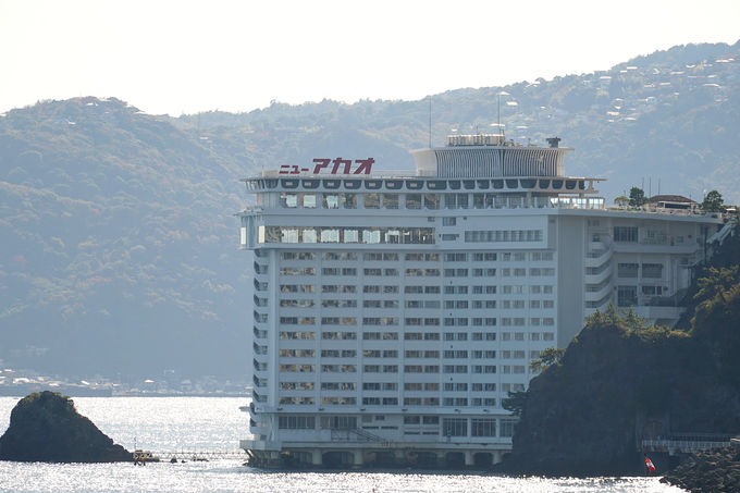 ���a���g���̑�\�i�A�M�C�̃V���{���u�z�e���j���[�A�J�I�v