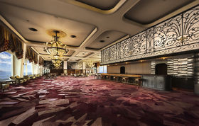 �M�C�̃V���{���u�z�e���j���[�A�J�I�v�ŏ��a���g���Ɖ�����H�𖞋i����1��2���̂������藷�̋L���T���l�C��