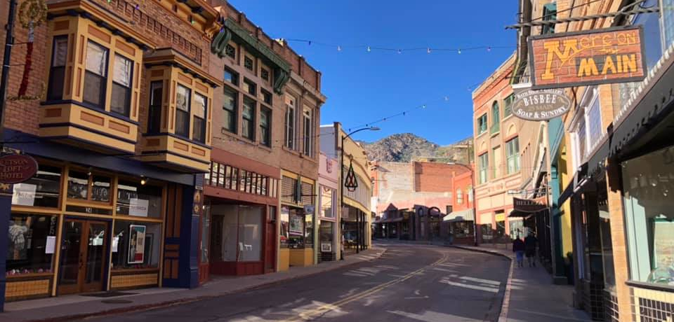 LVRɋ߂A]i암̊XurYr[v