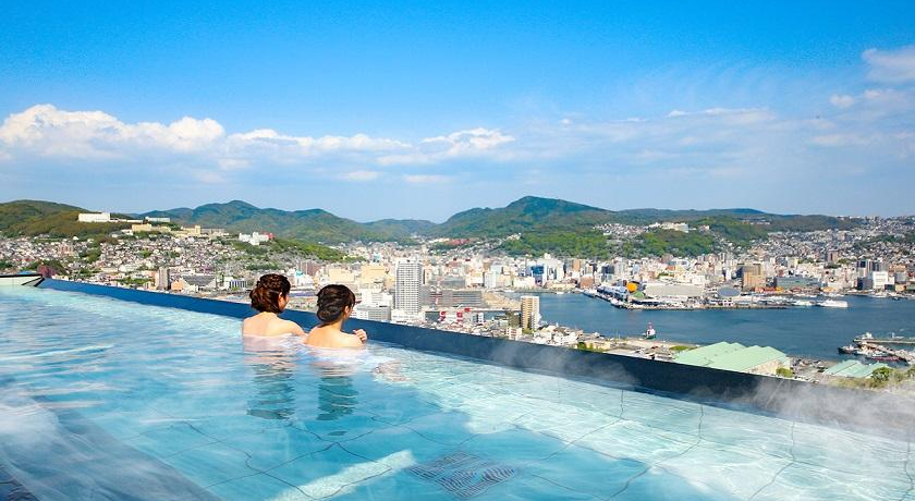 �u��]�ˉ��򕨌꒷��z�e�������v�Ő�i����ƒ��薼���������I