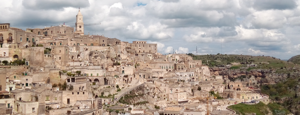 2019N̉BsIu}e[vC^A̓AZ