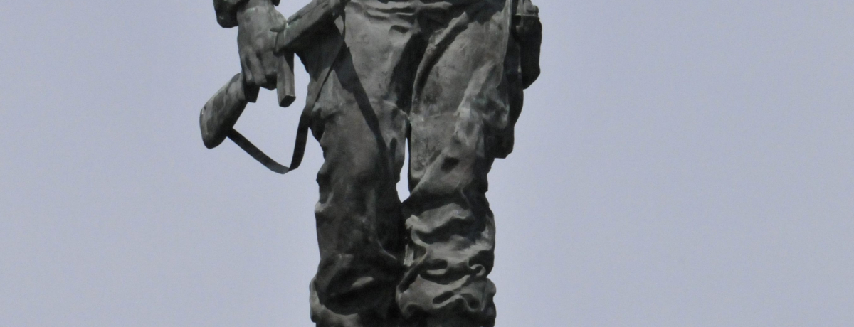 �n�o�i��������Ȃ��I���j�Ɩ��͂���L���[�o�̒��X��K�˂�